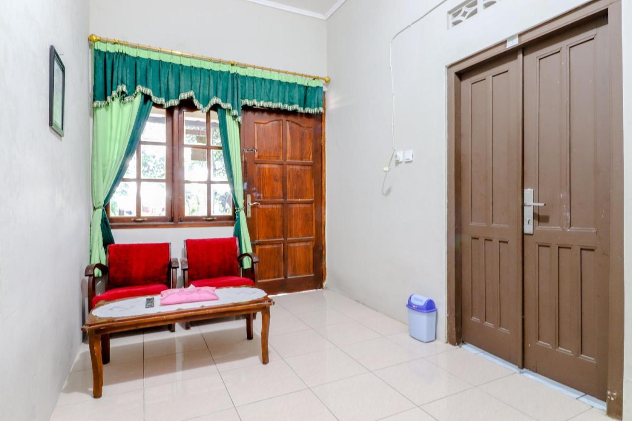 Homestay Damandiri Prambanan Syariah Salakan Exterior photo