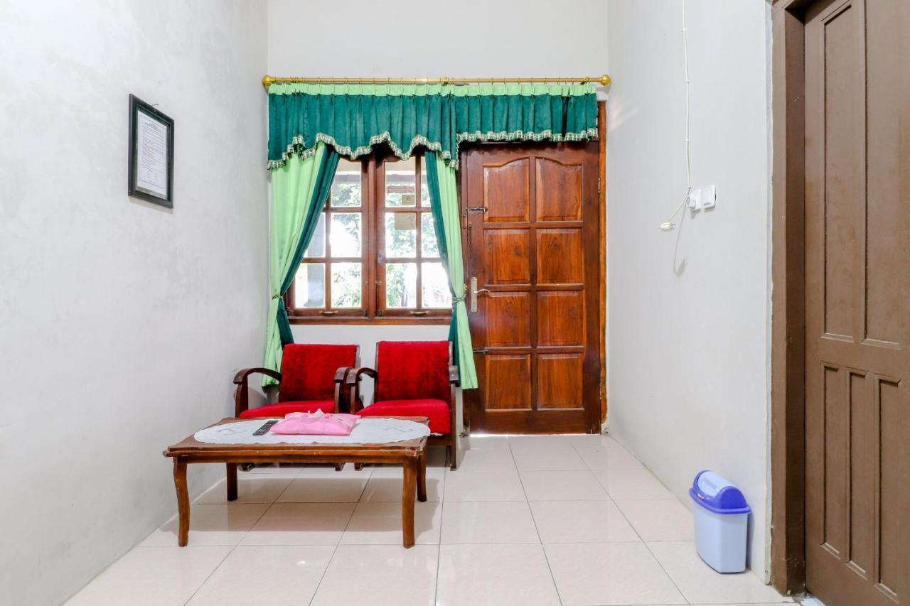 Homestay Damandiri Prambanan Syariah Salakan Exterior photo